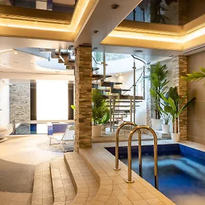 https://coco-boutique-spa.karpacz-hotel.com